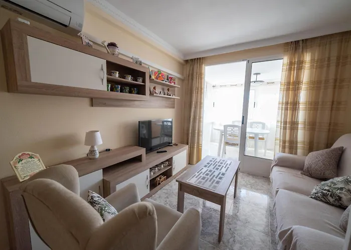 Apartamento De 2 Dormitorios Con Terraza Solo Familias